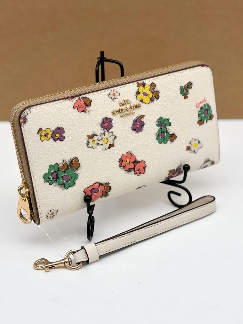 Coach LONG ZIP AROUND WALLET WITH SPACED FLORAL FIELD PRINT - Picture 8 of 11
